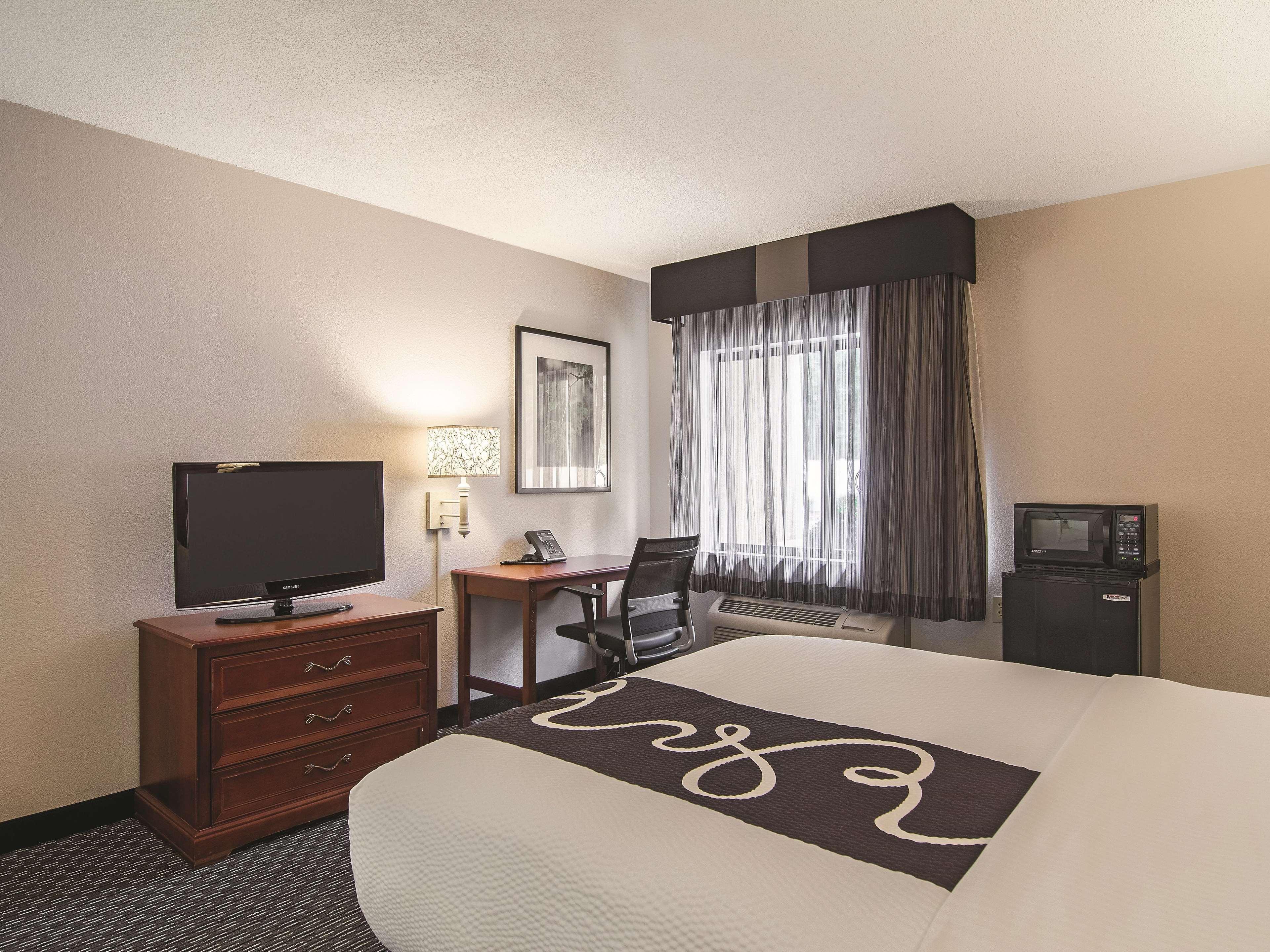 מלון Wingate By Wyndham Brunswick Ga I-95 מראה חיצוני תמונה
