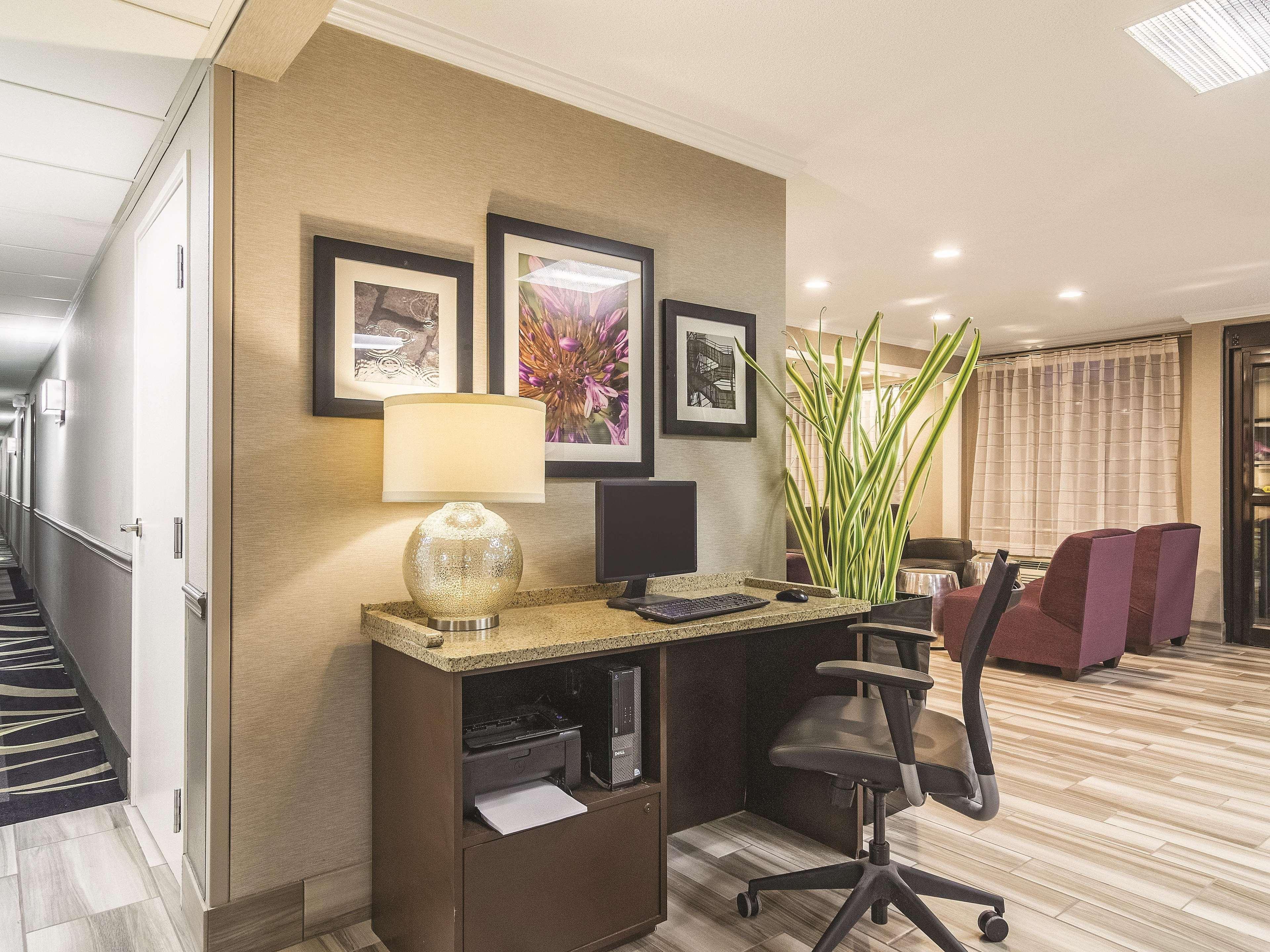 מלון Wingate By Wyndham Brunswick Ga I-95 מראה חיצוני תמונה