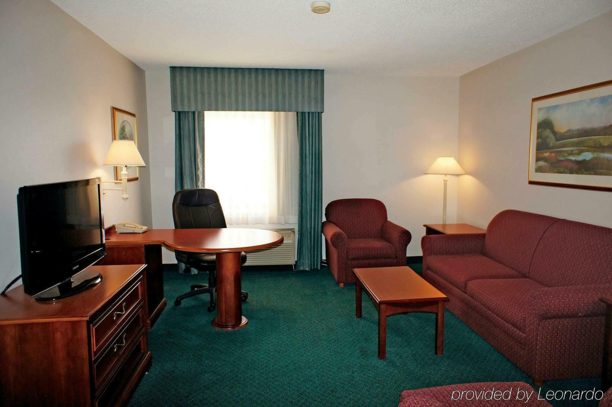 מלון Wingate By Wyndham Brunswick Ga I-95 מראה חיצוני תמונה